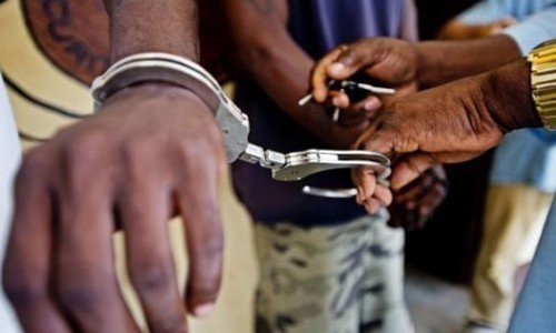 Post-coup d’Etat: 4 militaires   Gambiens arrêtés en  Guinée-Bissau