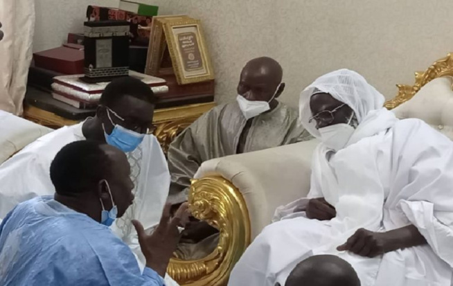 Visite improvisée à Touba: Amadou Ba explique le pourquoi de sa rencontre avec le Khalife général des mourides Visite improvisée à Touba: Amadou Ba explique le pourquoi de sa rencontre avec le Khalife général des mourides