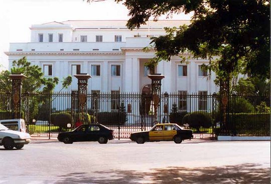 Dakar Plateau : Un bébé abandonné non loin du palais de la République Dakar Plateau : Un bébé abandonné non loin du palais de la République