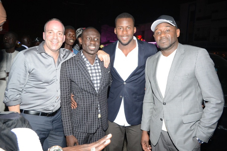 Images:Le rendez-vous dominical des Almadies avec Pape Diouf au Baramundi du dimanche 04 janvier: C'est le "Rakkaju show" Images:Le rendez-vous dominical des Almadies avec Pape Diouf au Baramundi du dimanche 04 janvier: C'est le "Rakkaju show"