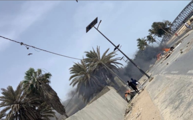 Affrontements à Saint-Louis : Le pont Faidherbe bloqué Affrontements à Saint-Louis : Le pont Faidherbe bloqué