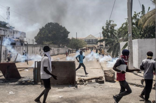 Keur Mbaye Fall : Des affrontements entre manifestants et forces de l'ordre, ce vendredi Keur Mbaye Fall : Des affrontements entre manifestants et forces de l'ordre, ce vendredi