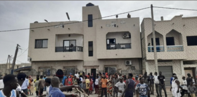 Le domicile de Mariama Sarr attaqué par des manifestants Le domicile de Mariama Sarr attaqué par des manifestants