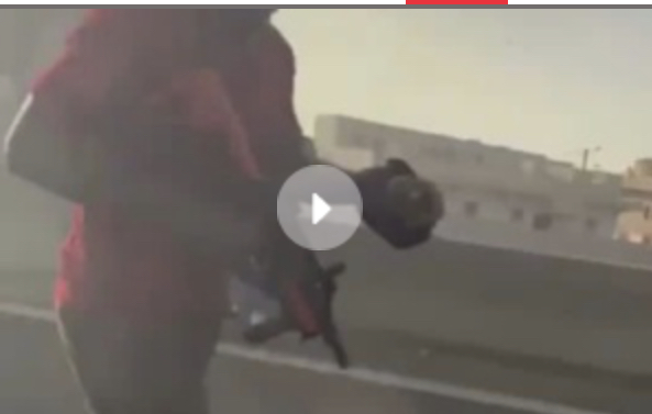 Un homme armé sur l'autoroute à péage: Voici les images ! Un homme armé sur l'autoroute à péage: Voici les images !