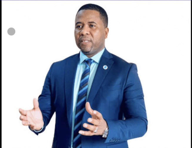 Bougane, le Perroquet de la Rue-publique Bougane, le Perroquet de la Rue-publique