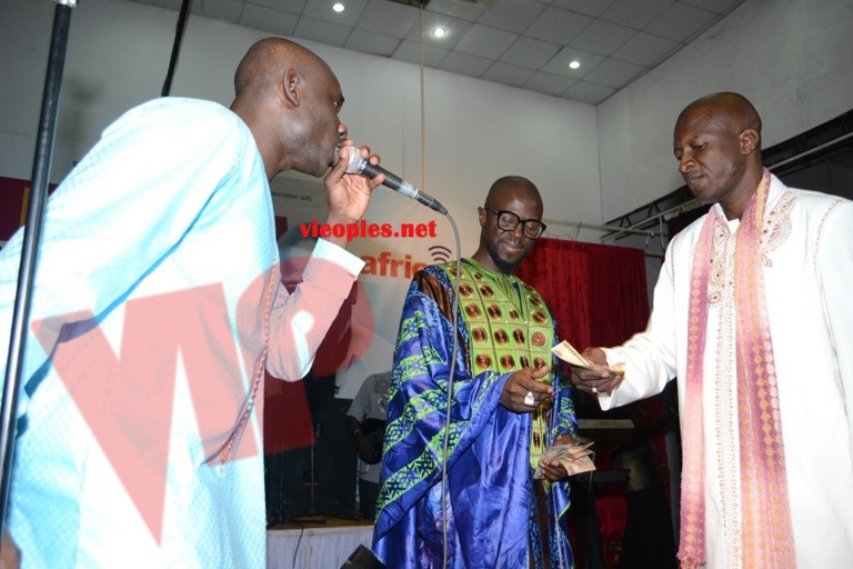 Coco Ndiaye Family l'organisateur des 72h de "Rakadiou Show" de Banjul Coco Ndiaye Family l'organisateur des 72h de "Rakadiou Show" de Banjul