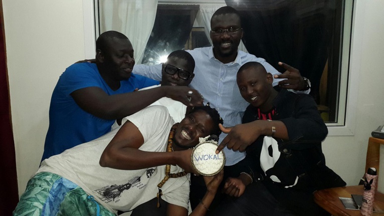 Aprés les lions, les artistes Waly, Titi, Jah Man du groupe Express en studio pour chanter l' hymne de la CAN 2015