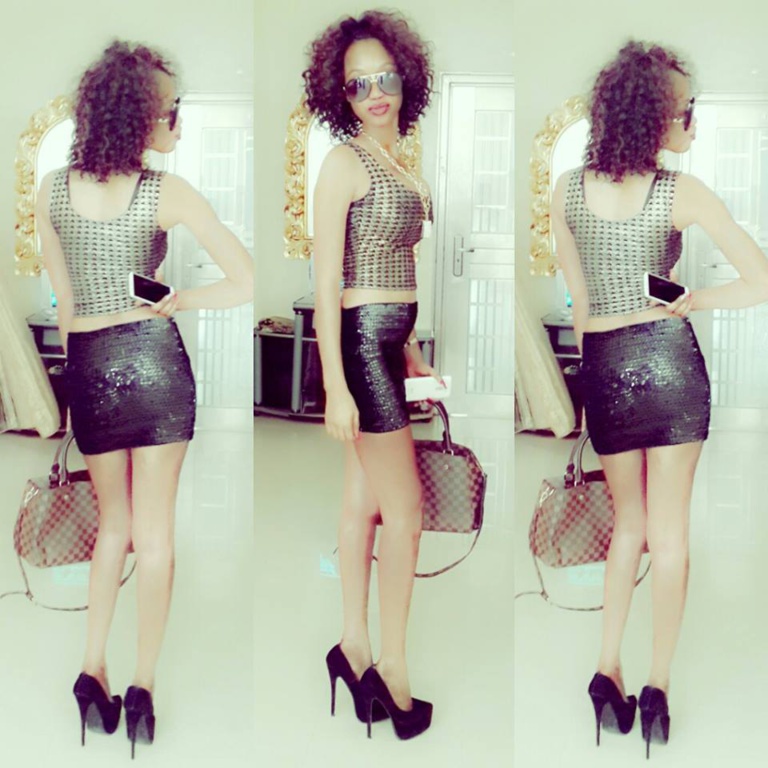 La vidéo girl Khadija Choupi dévoile sa forme La vidéo girl Khadija Choupi dévoile sa forme