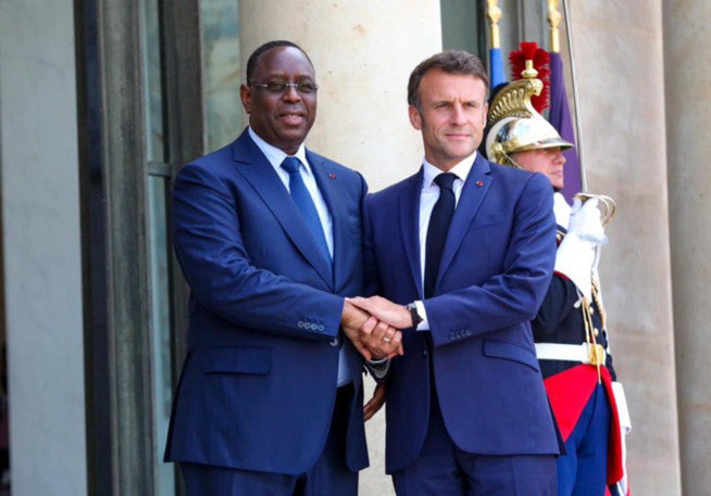 Sommet de Paris/ Renforcer la coopération et la compréhension mutuelle: Le Président du Sénégal et le Président français discutent des relations bilatérales et des enjeux mondiaux Sommet de Paris/ Renforcer la coopération et la compréhension mutuelle: Le Président du Sénégal et le Président français discutent des relations bilatérales et des enjeux mondiaux