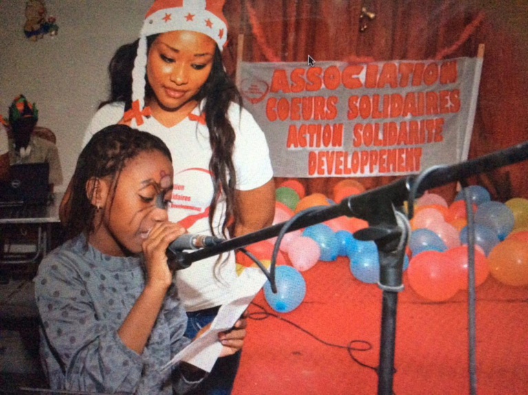 Remise de cadeaux avec l'association cœur solidaire Remise de cadeaux avec l'association cœur solidaire