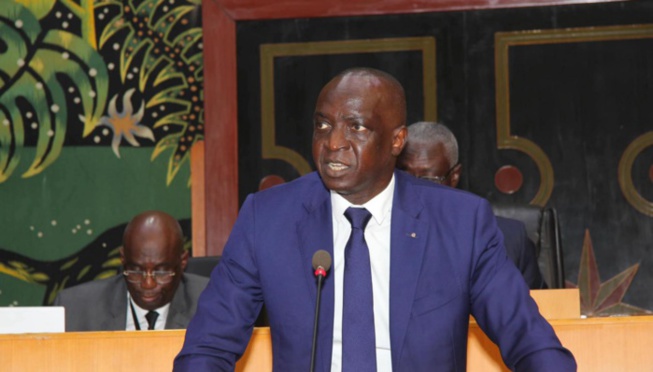 Mamadou Bâ : « Le Budget 2024 Devrait Atteindre Le Chiffre Record De 7000milliards » Mamadou Bâ : « Le Budget 2024 Devrait Atteindre Le Chiffre Record De 7000milliards »