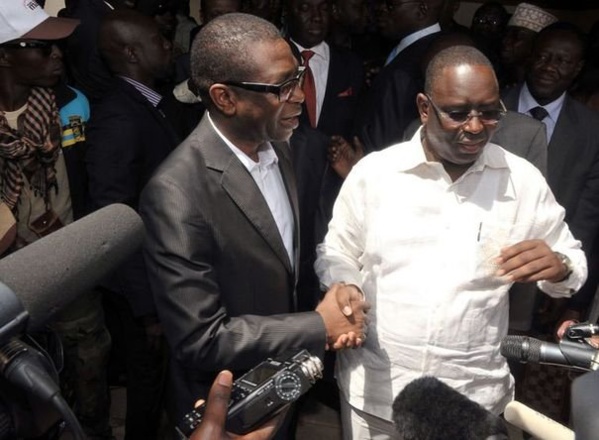 Marche de soutien à Charlie Hebdo : Youssou Ndour exprime les regrets de Macky Sall Marche de soutien à Charlie Hebdo : Youssou Ndour exprime les regrets de Macky Sall