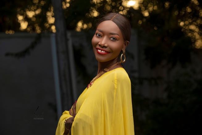 Tabaski: La Diva Coumba Gawlo sublime et radieuse dans sa tenue. Tabaski: La Diva Coumba Gawlo sublime et radieuse dans sa tenue.