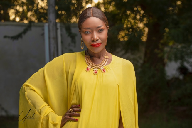 Tabaski: La Diva Coumba Gawlo sublime et radieuse dans sa tenue. Tabaski: La Diva Coumba Gawlo sublime et radieuse dans sa tenue.