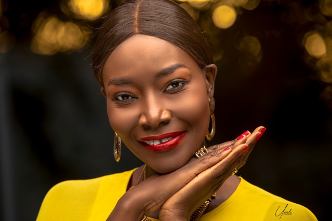 Tabaski: La Diva Coumba Gawlo sublime et radieuse dans sa tenue. Tabaski: La Diva Coumba Gawlo sublime et radieuse dans sa tenue.