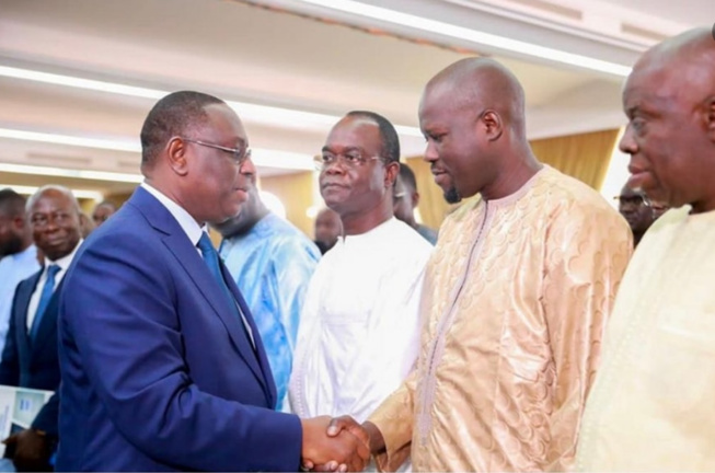 Message au Chef de l'Etat:C'est avec une grande admiration et respect que je m'adresse à vous,Mouhamadou Lamine Massaly PDT UNR. Message au Chef de l'Etat:C'est avec une grande admiration et respect que je m'adresse à vous,Mouhamadou Lamine Massaly PDT UNR.