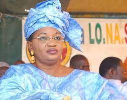 Les Panélistes de la radio SunuAfrik sur la candidature d’Aida Mbodji Les Panélistes de la radio SunuAfrik sur la candidature d’Aida Mbodji