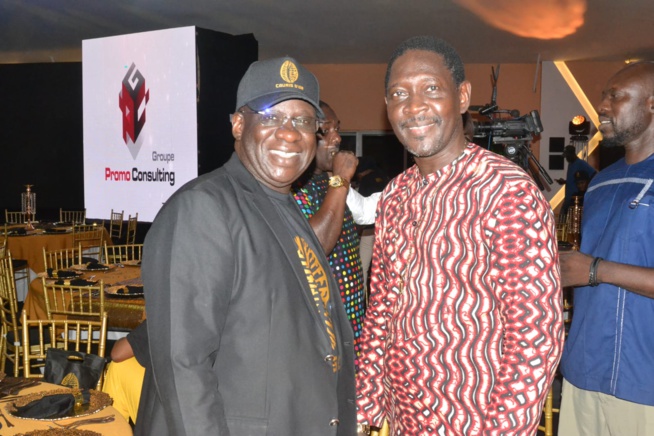 Les premières images de la soirée prestigieuse les Cauris d'Or au King Fahd ce samedi avec Youssou Ndour. Les premières images de la soirée prestigieuse les Cauris d'Or au King Fahd ce samedi avec Youssou Ndour.