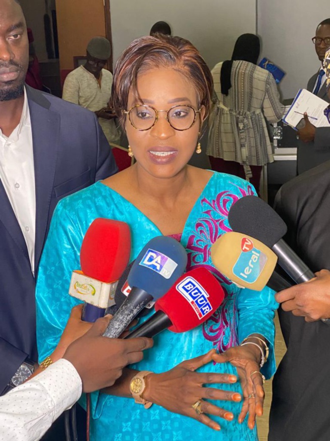 CEDEAO: Zahra Iyane THIAM Directrice générale de l'ASEPEX nouvelle Présidente du Réseau des Organisations de Promotion du Commerce (ROPC). CEDEAO: Zahra Iyane THIAM Directrice générale de l'ASEPEX nouvelle Présidente du Réseau des Organisations de Promotion du Commerce (ROPC).