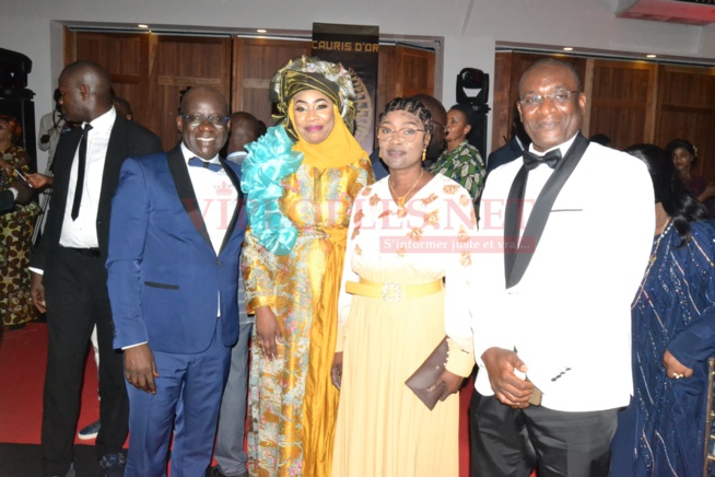 240 images de la prestigieuse soirée de gala de remises de distinction des Cauris d'Or édition 2023 au King Fahd avec le MEDS du président Mbagnick Diop. 240 images de la prestigieuse soirée de gala de remises de distinction des Cauris d'Or édition 2023 au King Fahd avec le MEDS du président Mbagnick Diop.