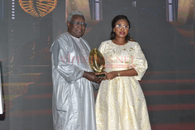 Cauris d'Or: Cauris SCIENTIFIQUE de l'année 2023 décerné au Dr Abdou Aziz Kassé pour l'Excellence conquise. Cauris d'Or: Cauris SCIENTIFIQUE de l'année 2023 décerné au Dr Abdou Aziz Kassé pour l'Excellence conquise.