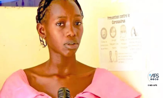 Louga : Yacine Fall, cette élève qui décroche son Bac avec la mention « Très Bien » Louga : Yacine Fall, cette élève qui décroche son Bac avec la mention « Très Bien »