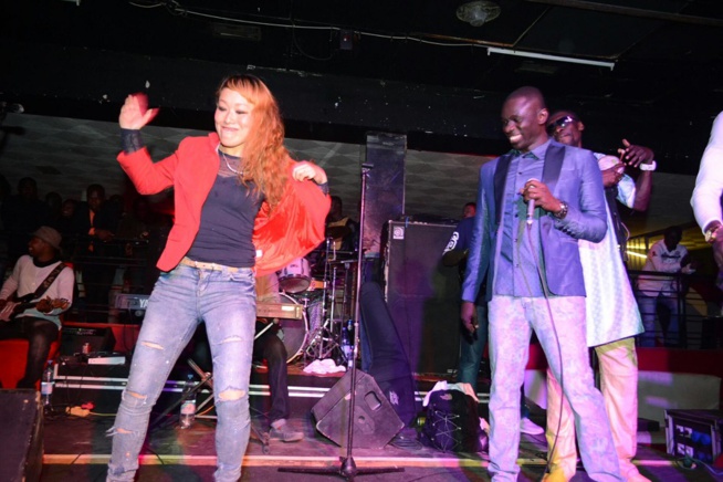 Le Thiossane avec Pape Diouf et sa génération consciente : " Les rakadioumans" envahissent les lieux Le Thiossane avec Pape Diouf et sa génération consciente : " Les rakadioumans" envahissent les lieux