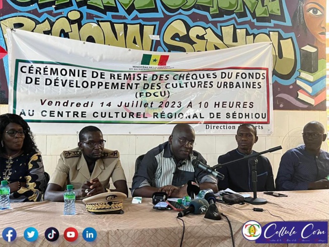 Remise de financements aux acteurs des cultures urbaines dans des régions de l'intérieur à SEDHIOU. Remise de financements aux acteurs des cultures urbaines dans des régions de l'intérieur à SEDHIOU.