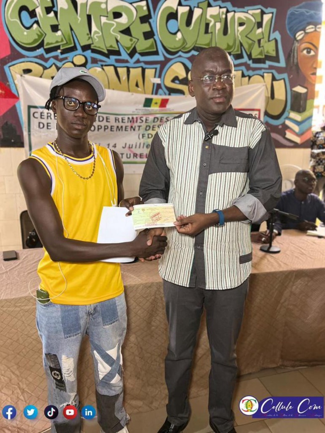 Remise de financements aux acteurs des cultures urbaines dans des régions de l'intérieur à SEDHIOU. Remise de financements aux acteurs des cultures urbaines dans des régions de l'intérieur à SEDHIOU.