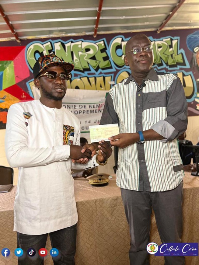 Remise de financements aux acteurs des cultures urbaines dans des régions de l'intérieur à SEDHIOU. Remise de financements aux acteurs des cultures urbaines dans des régions de l'intérieur à SEDHIOU.