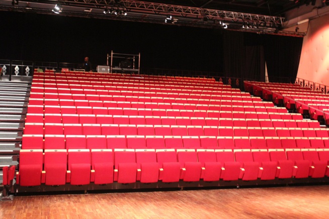 Vidéo:Avant premiére 04 Avril du Sénégal au Dock de Pullman, Ibou Domou Djoloff Production s'exprime. Regardez Vidéo:Avant premiére 04 Avril du Sénégal au Dock de Pullman, Ibou Domou Djoloff Production s'exprime. Regardez