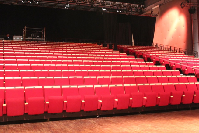 Vidéo:Avant premiére 04 Avril du Sénégal au Dock de Pullman, Ibou Domou Djoloff Production s'exprime. Regardez Vidéo:Avant premiére 04 Avril du Sénégal au Dock de Pullman, Ibou Domou Djoloff Production s'exprime. Regardez