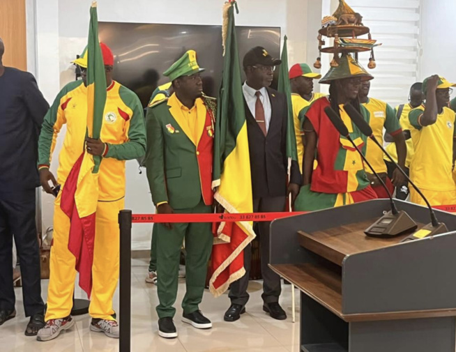 CEREMONIE DE REMISE DU DRAPEAU NATIONAL AUX LIONNES DU BASKET BALL DANS LE CADRE DE L’AFRO BASKET KIGALI 2023 CEREMONIE DE REMISE DU DRAPEAU NATIONAL AUX LIONNES DU BASKET BALL DANS LE CADRE DE L’AFRO BASKET KIGALI 2023