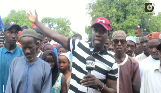 Sedhiou -Sit-in des populations de Diarifa pour des services sociaux de base : L’eau, les pistes, le courant électrique au centre de leurs exigences Sedhiou -Sit-in des populations de Diarifa pour des services sociaux de base : L’eau, les pistes, le courant électrique au centre de leurs exigences