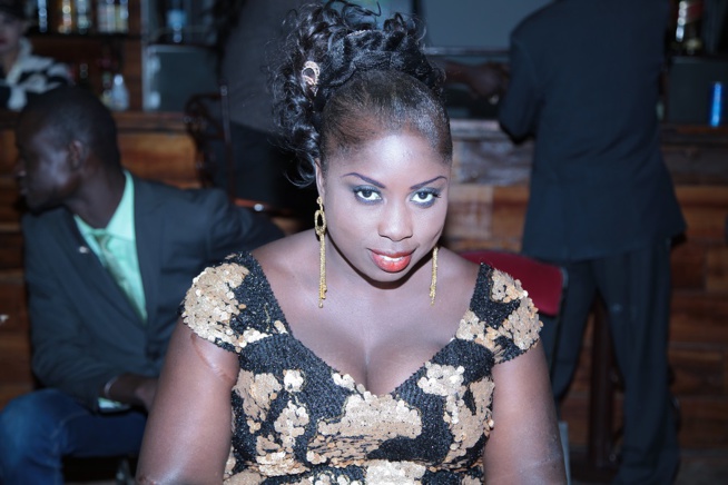 20 IMAGES: Présentation de son nouvel album au just 4 u: Salam signe son retour en force sur la scène musicale avec une vente de plus de 250 Cd. 20 IMAGES: Présentation de son nouvel album au just 4 u: Salam signe son retour en force sur la scène musicale avec une vente de plus de 250 Cd.