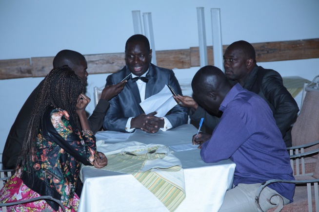 20 IMAGES: Présentation de son nouvel album au just 4 u: Salam signe son retour en force sur la scène musicale avec une vente de plus de 250 Cd. 20 IMAGES: Présentation de son nouvel album au just 4 u: Salam signe son retour en force sur la scène musicale avec une vente de plus de 250 Cd.