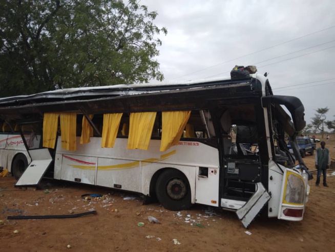 Un Bus Se Renverse À Louga, 16 Morts