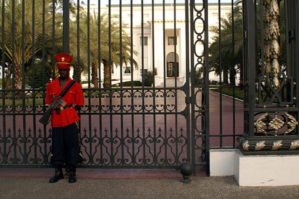Déclarations incendiaires de Me Wade : Macky Sall aurait convoqué d'urgence le Cemga Mamadou Sow au Palais Déclarations incendiaires de Me Wade : Macky Sall aurait convoqué d'urgence le Cemga Mamadou Sow au Palais