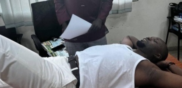 Ousmane Sonko a bien été évacué à l'hôpital principal de Dakar Ousmane Sonko a bien été évacué à l'hôpital principal de Dakar
