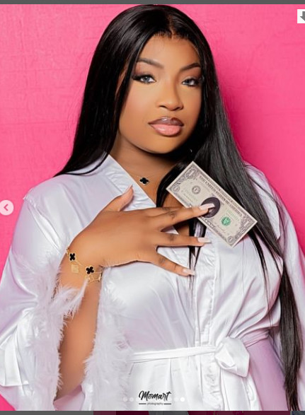 Enterrement de sa vie de jeune fille: La fille de Youssou Ndour, Vénus, adopte le look Barbie (Photos) Enterrement de sa vie de jeune fille: La fille de Youssou Ndour, Vénus, adopte le look Barbie (Photos)