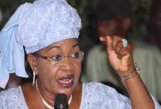 C’est Aïda Mbodj, Présidente de l'Alliance nationale pour la démocratie qui l’assure : «Yewwi est aujourd’hui plus que debout ! » C’est Aïda Mbodj, Présidente de l'Alliance nationale pour la démocratie qui l’assure : «Yewwi est aujourd’hui plus que debout ! »