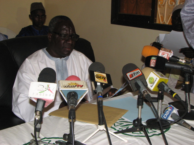Le CDD pour la préparation du Magal de Mbacké Cadior édition 2015 s’est tenue le 11 février 2015 à la résidence de Serigne Bara à Mbacké Cadior. Le CDD pour la préparation du Magal de Mbacké Cadior édition 2015 s’est tenue le 11 février 2015 à la résidence de Serigne Bara à Mbacké Cadior.