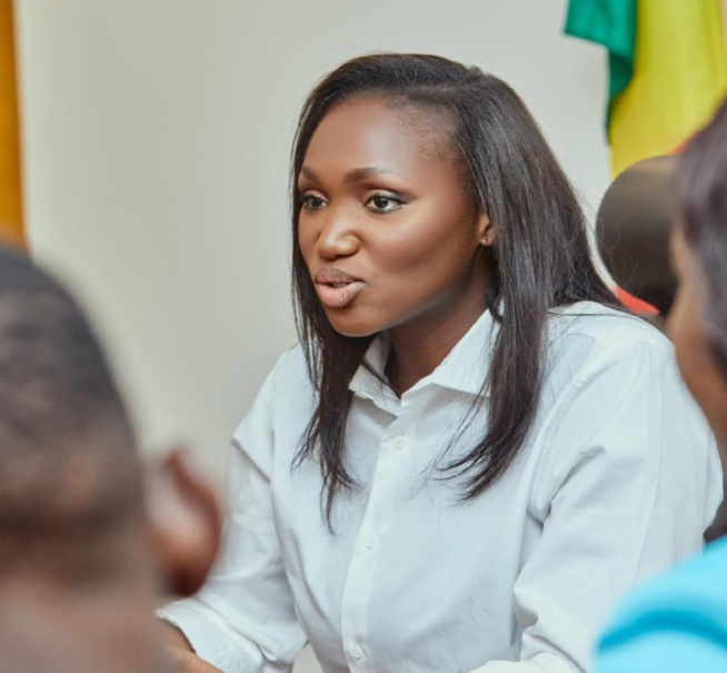 Rencontre avec les acteurs de la pêche : la candidate à la présidentielle Anta Babacar Ngom promet de revoir les accords signés Rencontre avec les acteurs de la pêche : la candidate à la présidentielle Anta Babacar Ngom promet de revoir les accords signés