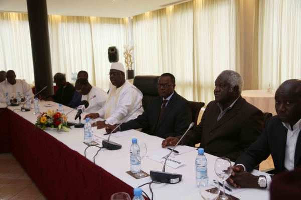 Benno Bokk Yakaar : La candidature de Macky Sall en 2017 divise les différents partis Benno Bokk Yakaar : La candidature de Macky Sall en 2017 divise les différents partis