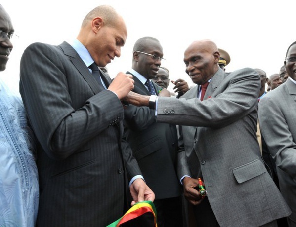 Wade à Karim: "En t’emprisonnant, ils t’ont mis dans le cœur des Sénégalais" Wade à Karim: "En t’emprisonnant, ils t’ont mis dans le cœur des Sénégalais"
