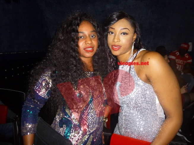 L'épicurienne Awa Yaffa en toute complicité avec sa belle soeur Maréme Babou,la seconde "Kani ngégn" du percussionniste Adama Diagne L'épicurienne Awa Yaffa en toute complicité avec sa belle soeur Maréme Babou,la seconde "Kani ngégn" du percussionniste Adama Diagne