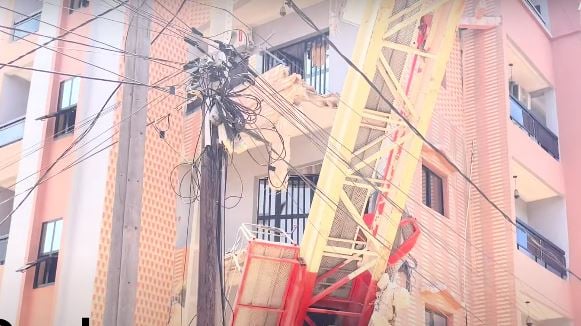 Effondrement D’une Grue Sur Un Immeuble À Ouakam : L’enquête Désigne Un Coupable Effondrement D’une Grue Sur Un Immeuble À Ouakam : L’enquête Désigne Un Coupable