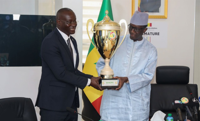 Dernière minute - Message du Première Ministre Amadou Ba aux deux finalistes de la coupe du Sénégal Dernière minute - Message du Première Ministre Amadou Ba aux deux finalistes de la coupe du Sénégal