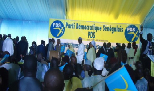 Kolda - Ag de remobilisation en direction de la Présidentielle : Une violente bataille entre militants du Pds fait des blessés graves Kolda - Ag de remobilisation en direction de la Présidentielle : Une violente bataille entre militants du Pds fait des blessés graves