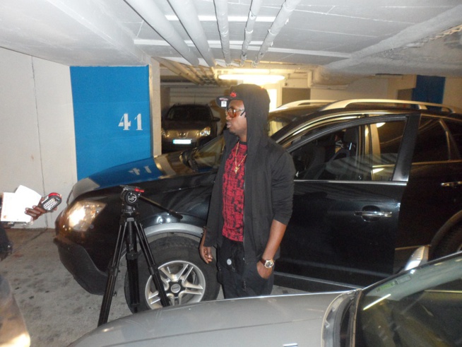 Eclusivité: Les premiéres images de la nouvelle vidéo clip de Jule Danse de Paris feat Salam Diallo et Waly Seck. Regardez Eclusivité: Les premiéres images de la nouvelle vidéo clip de Jule Danse de Paris feat Salam Diallo et Waly Seck. Regardez